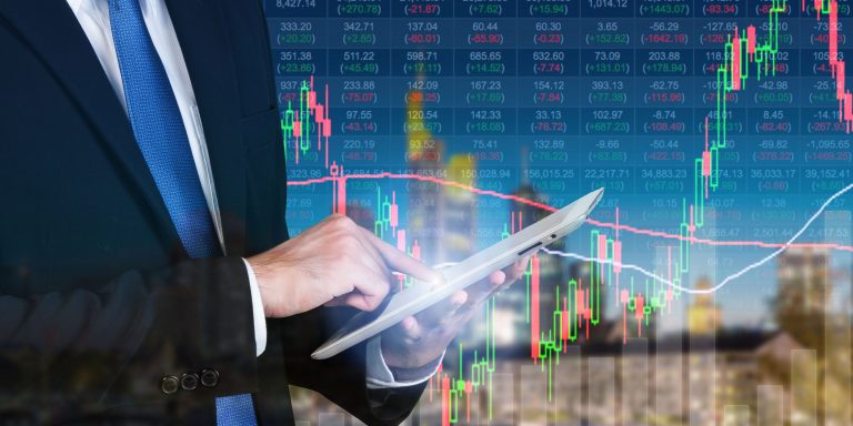 Advantages of Using a Trading Service to Control Financial Future